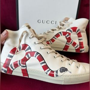 Hight top sneakers GUCCI